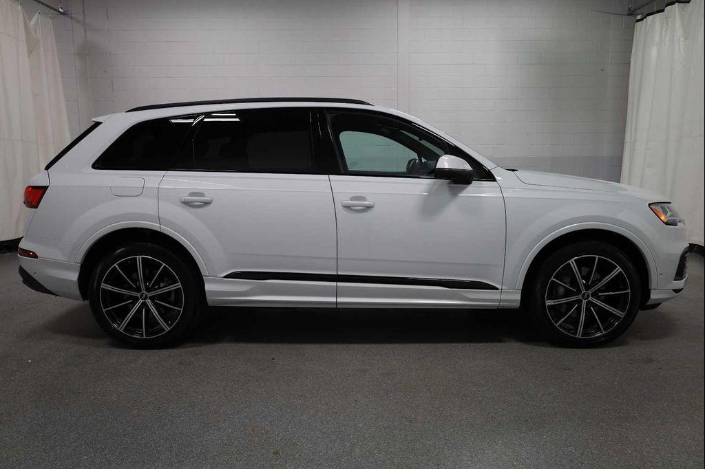 used 2022 Audi Q7 car, priced at $38,999