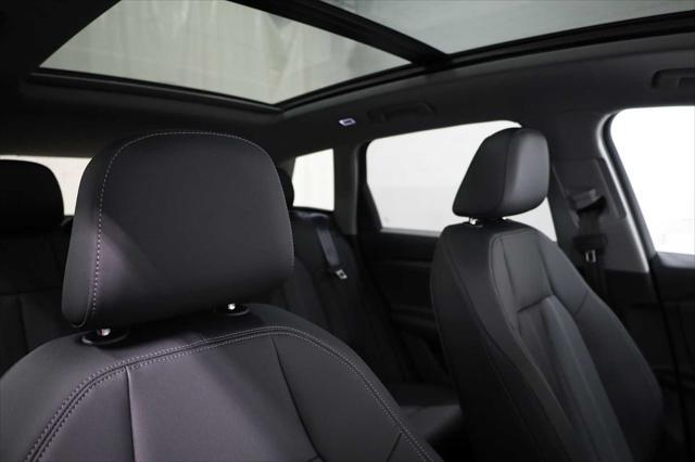 new 2025 Audi Q6 e-tron car, priced at $74,425
