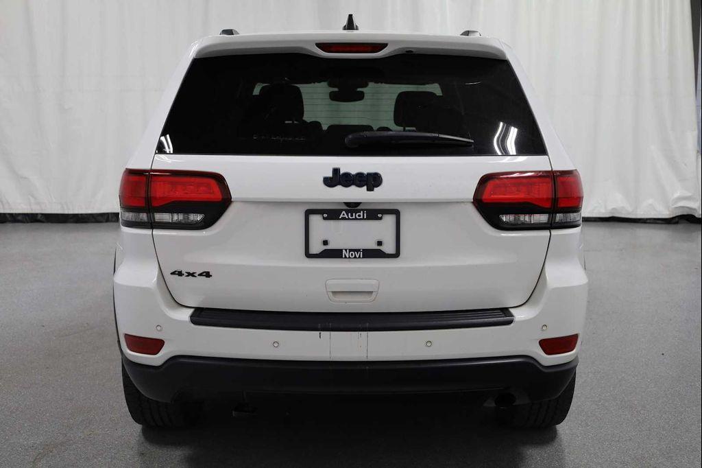 used 2018 Jeep Grand Cherokee car, priced at $17,999