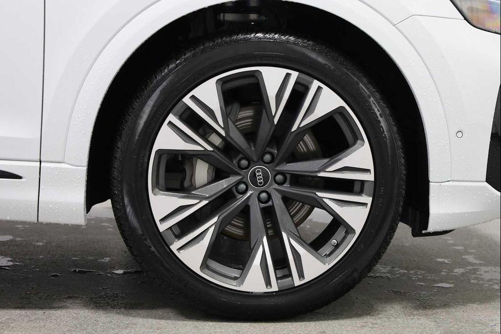 new 2026 Audi Q8 car, priced at $86,300