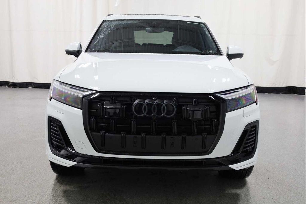 new 2026 Audi Q7 car, priced at $68,490
