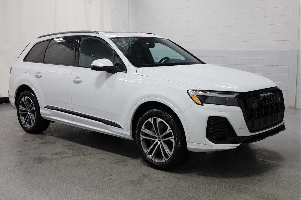 new 2026 Audi Q7 car, priced at $68,490