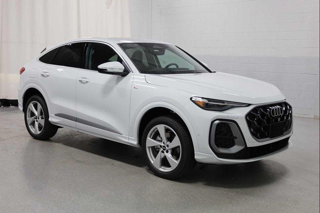 new 2025 Audi Q5 car, priced at $64,050