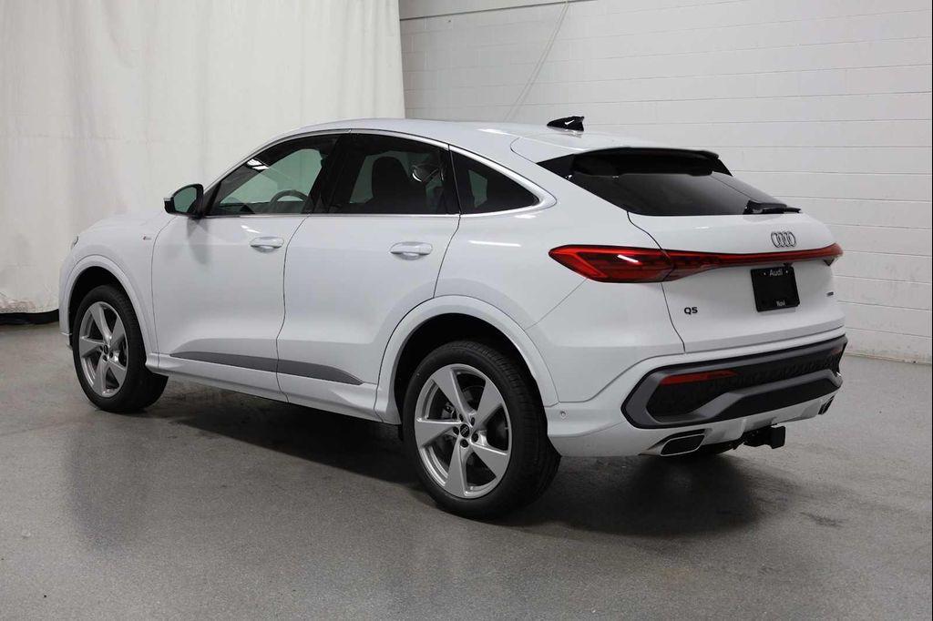 new 2025 Audi Q5 car, priced at $64,050