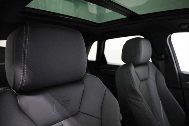 new 2025 Audi Q3 car, priced at $43,560