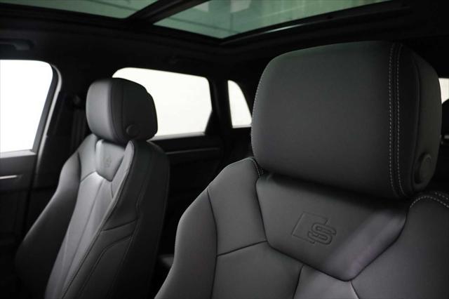 new 2025 Audi Q3 car, priced at $43,560