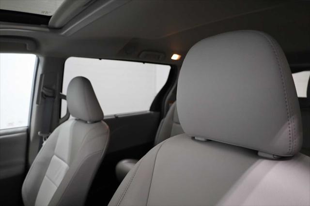 used 2019 Toyota Sienna car