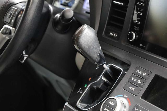 used 2019 Toyota Sienna car