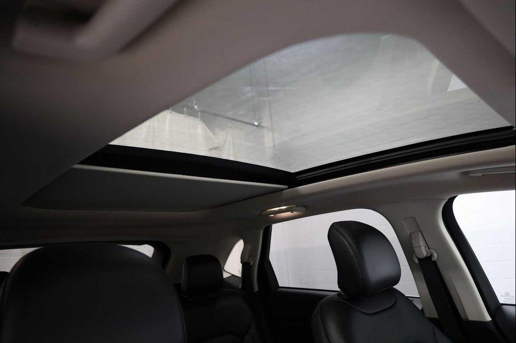 used 2019 Ford Edge car, priced at $13,499