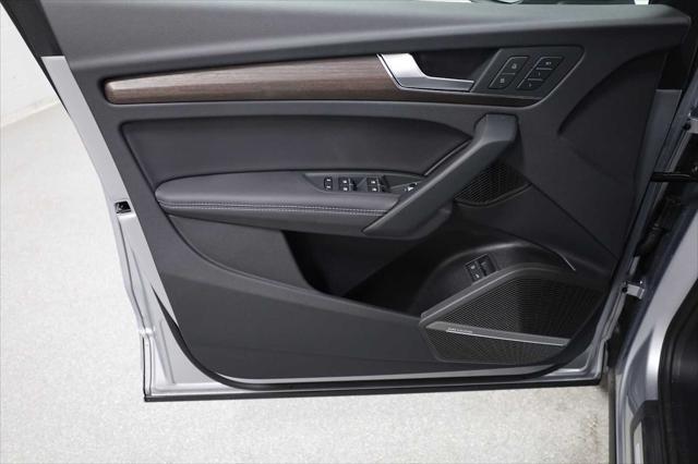 new 2025 Audi Q5 car, priced at $67,075