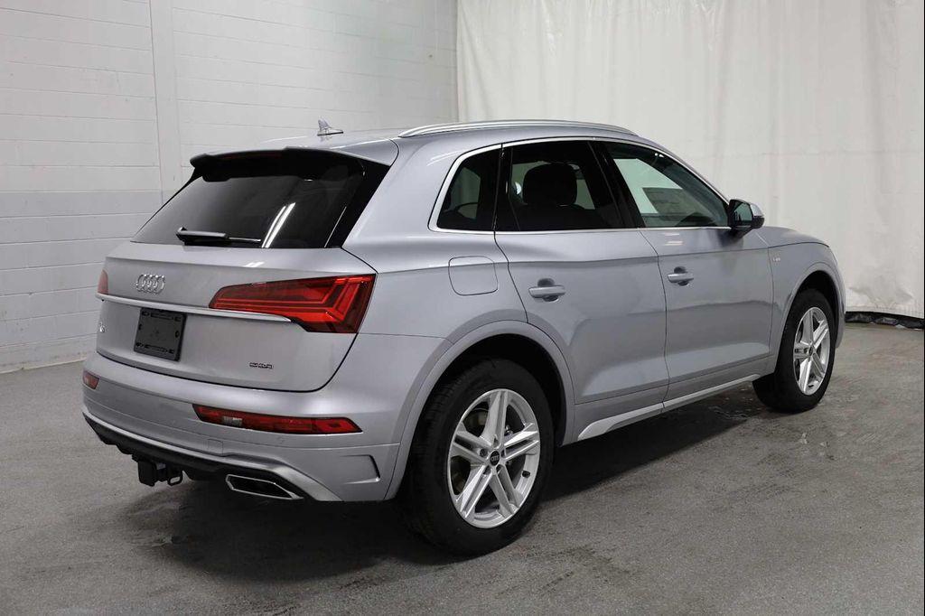 new 2025 Audi Q5 car, priced at $67,075