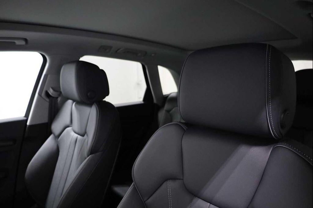 new 2025 Audi Q5 car, priced at $67,075