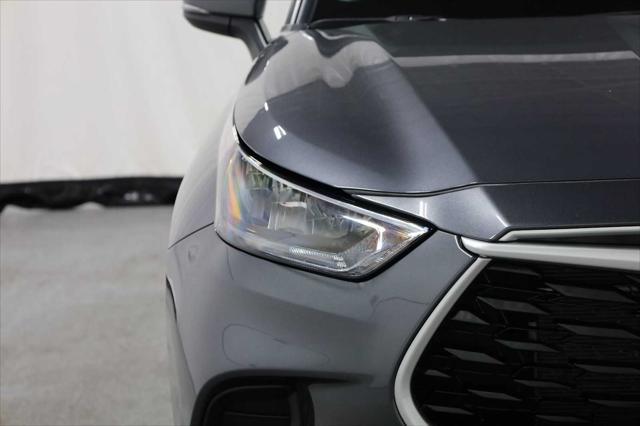 used 2023 Toyota Highlander car, priced at $34,749