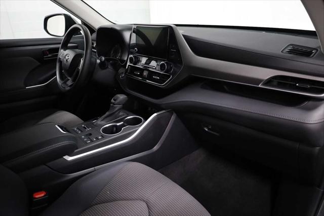 used 2023 Toyota Highlander car, priced at $34,749
