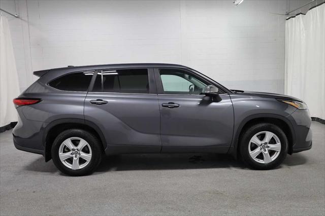 used 2023 Toyota Highlander car, priced at $34,749