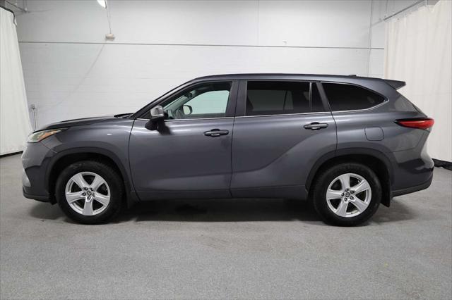 used 2023 Toyota Highlander car, priced at $34,749