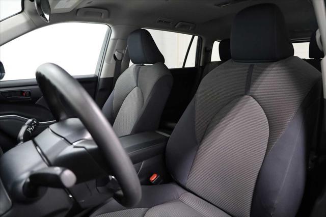 used 2023 Toyota Highlander car, priced at $34,749