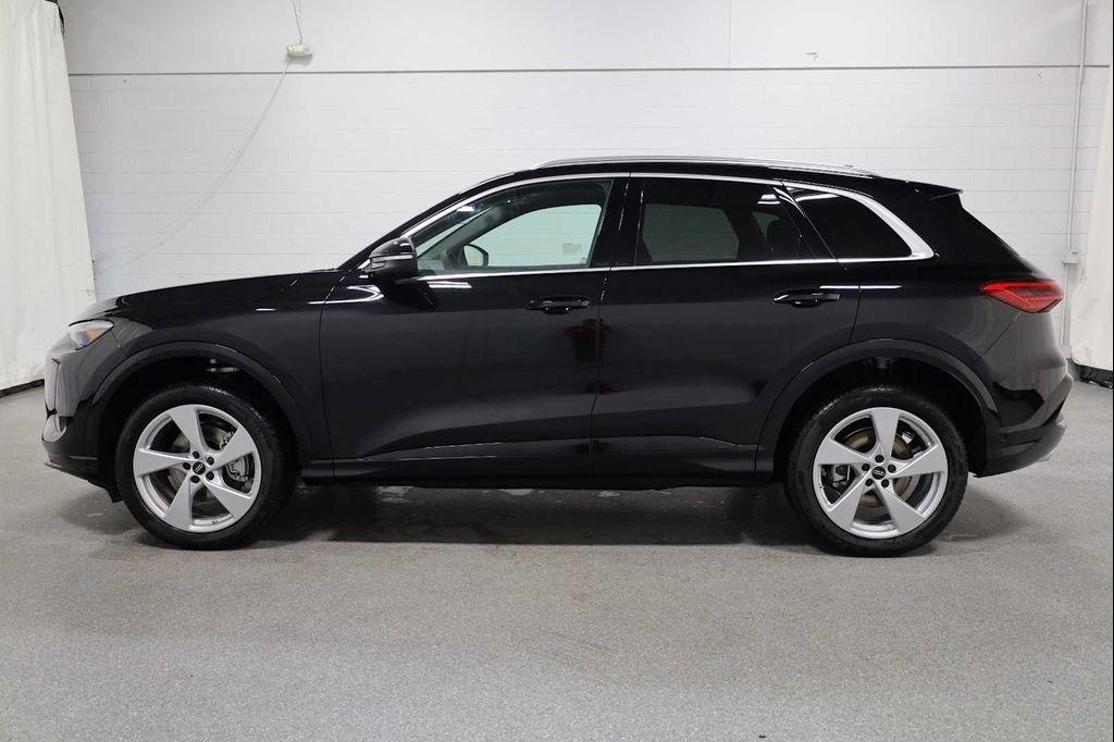 new 2025 Audi Q5 car, priced at $61,950