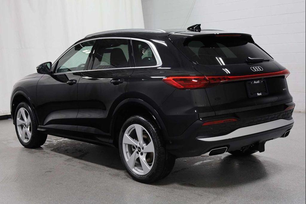 new 2025 Audi Q5 car, priced at $61,950