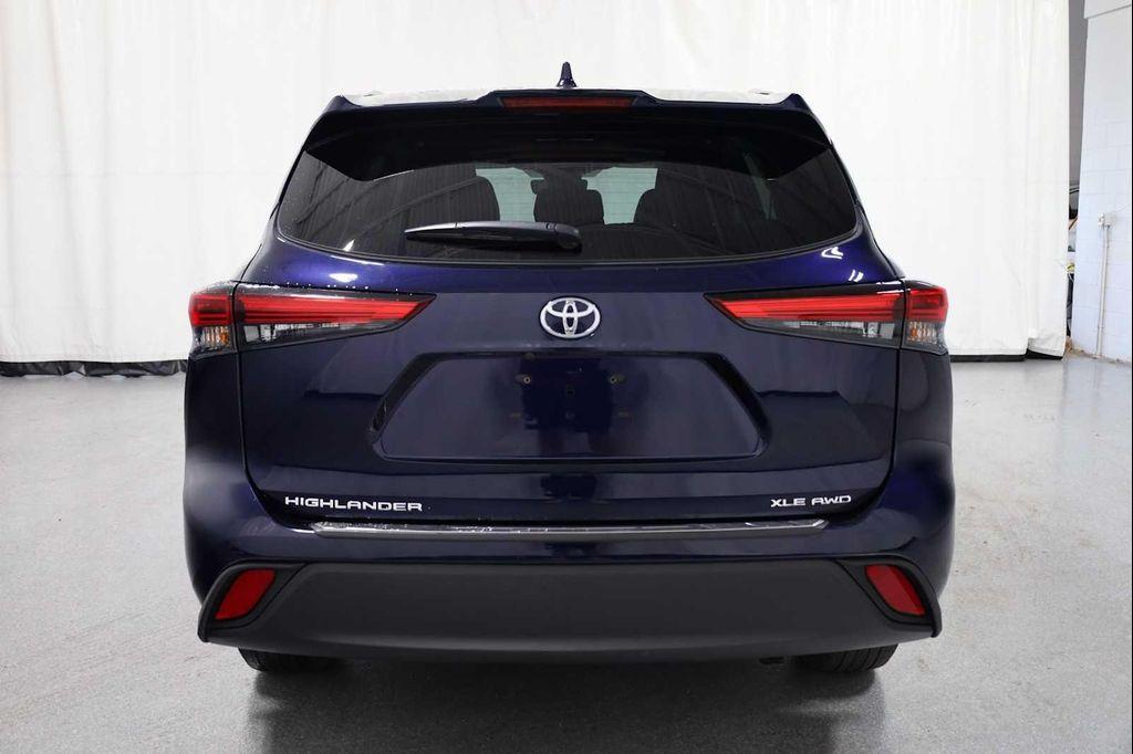 used 2022 Toyota Highlander car, priced at $37,649