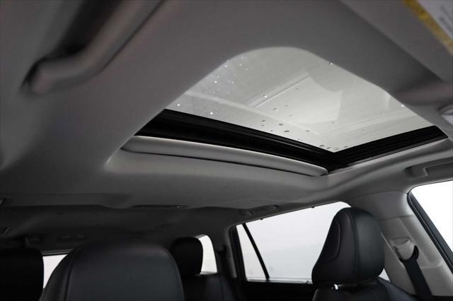 used 2022 Toyota Highlander car, priced at $37,649