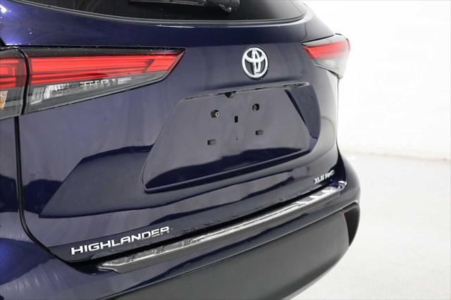 used 2022 Toyota Highlander car, priced at $37,649