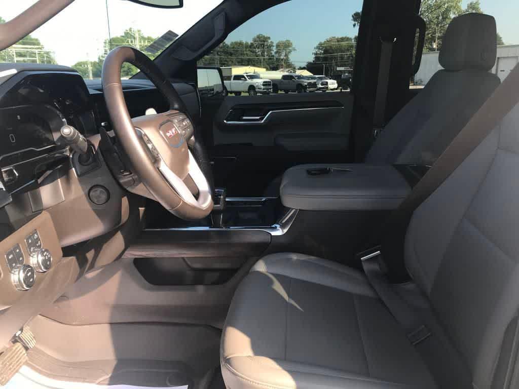 used 2023 GMC Sierra 1500 car, priced at $44,990