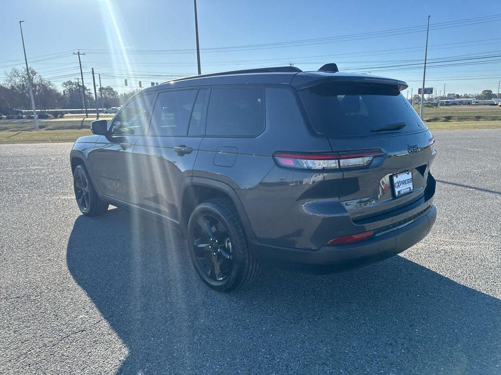 used 2023 Jeep Grand Cherokee L car, priced at $29,346