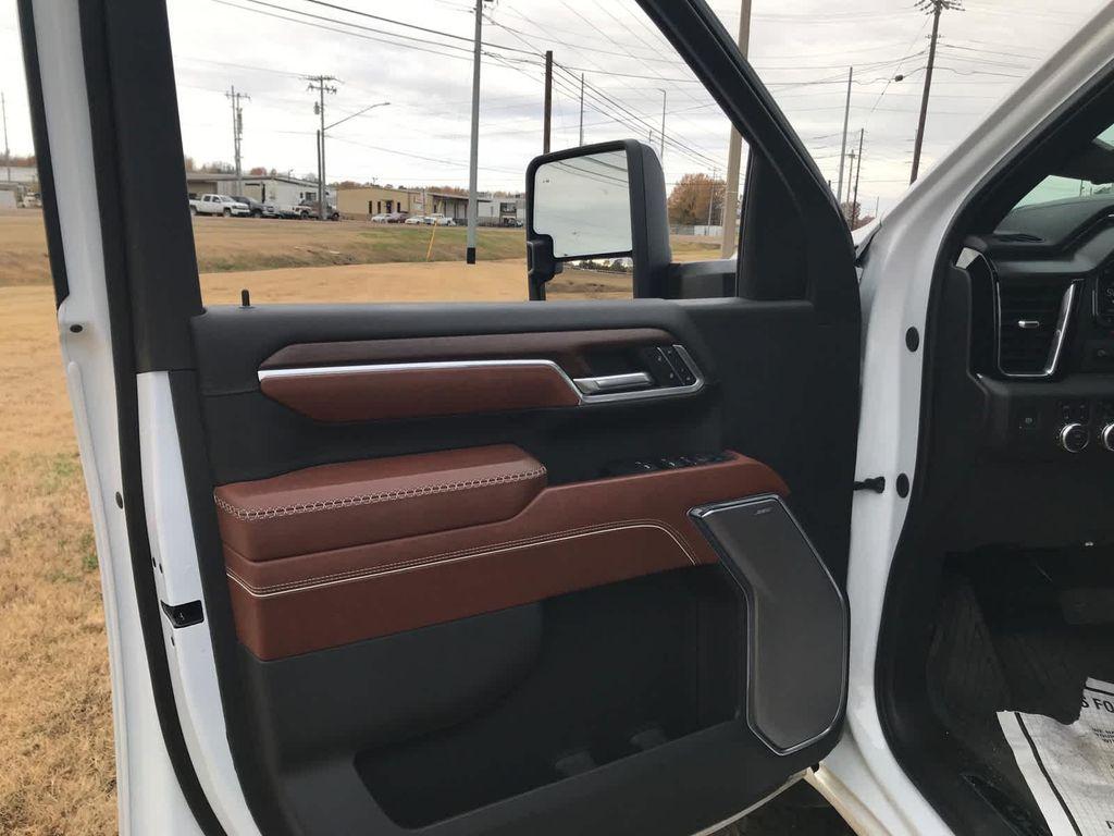 used 2024 GMC Sierra 2500 car, priced at $81,995