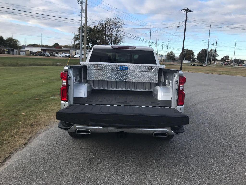 used 2021 Chevrolet Silverado 1500 car, priced at $39,704