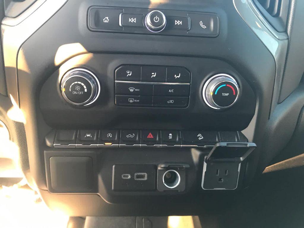 used 2022 Chevrolet Silverado 1500 car, priced at $37,912