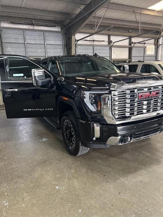 used 2024 GMC Sierra 2500 car, priced at $76,999