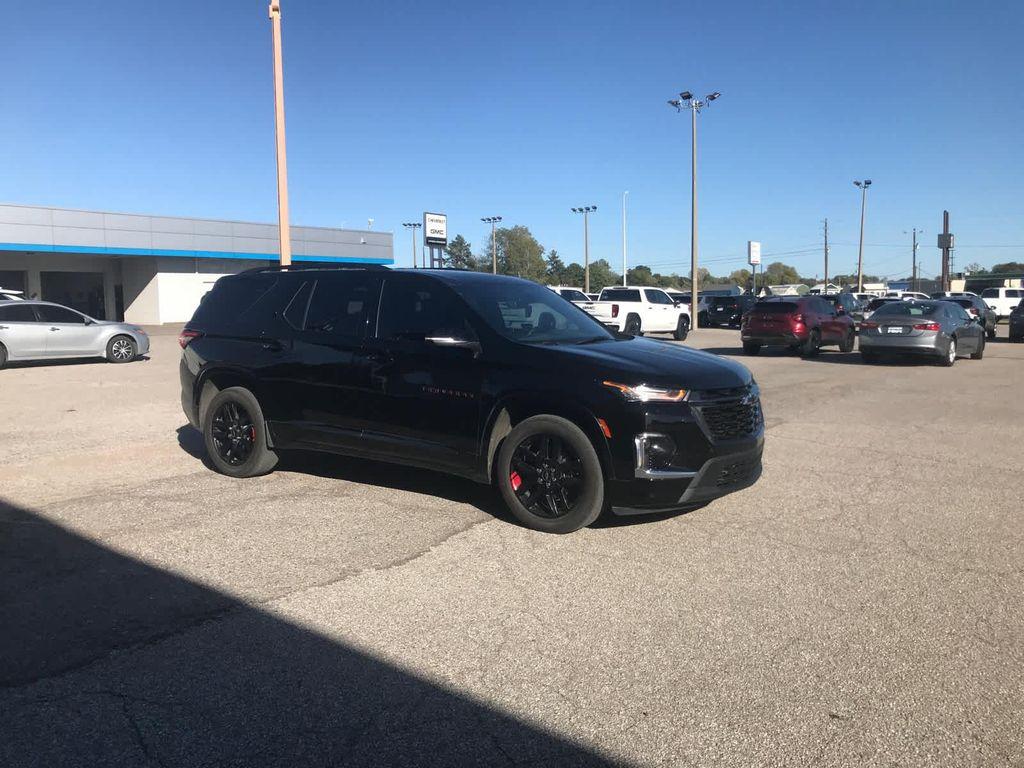 used 2023 Chevrolet Traverse car, priced at $36,574