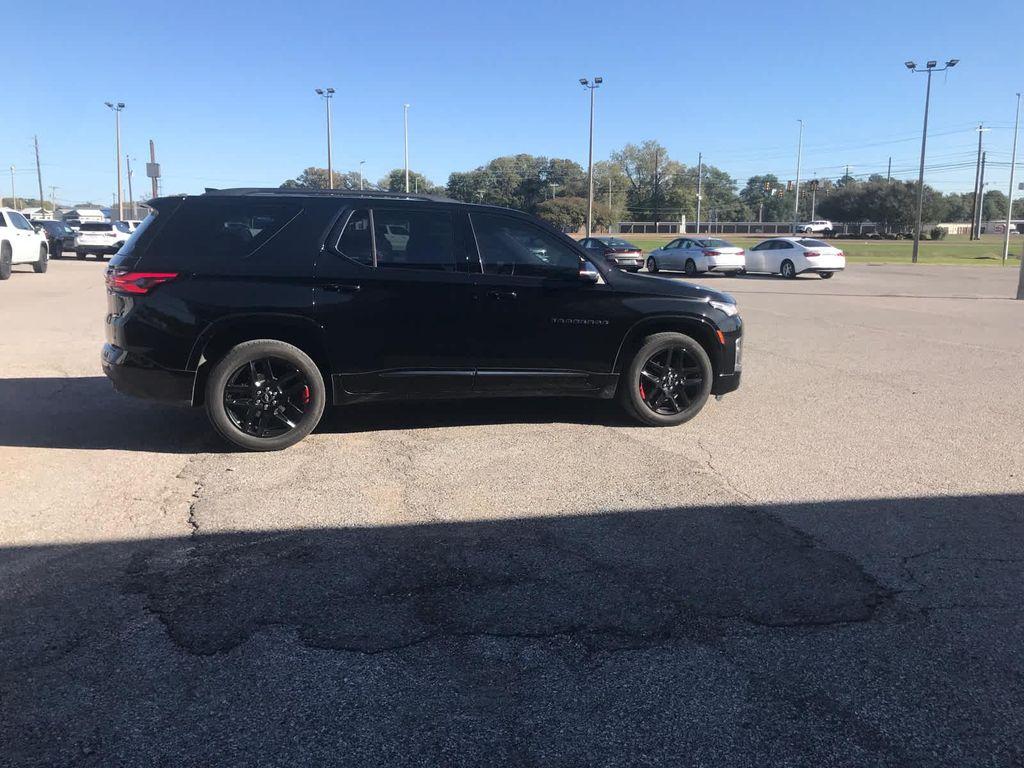 used 2023 Chevrolet Traverse car, priced at $36,574