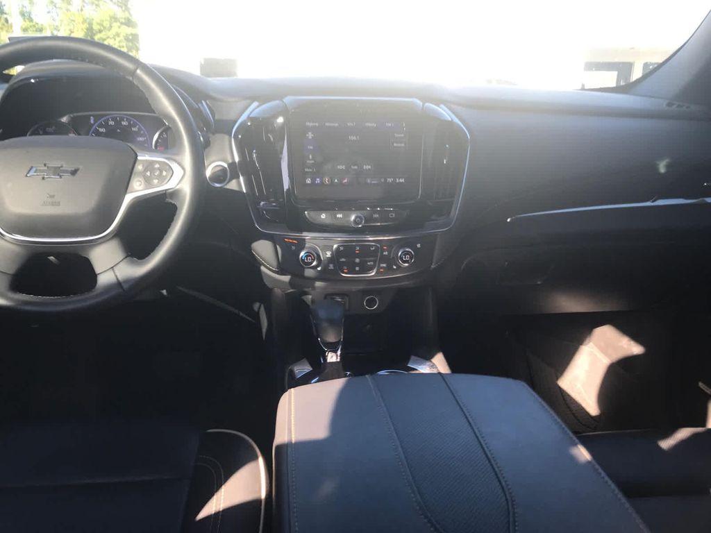 used 2023 Chevrolet Traverse car, priced at $36,574