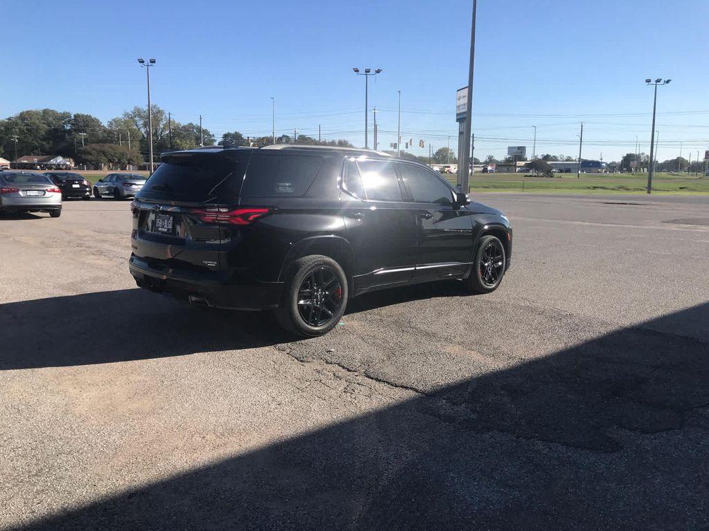 used 2023 Chevrolet Traverse car, priced at $36,574