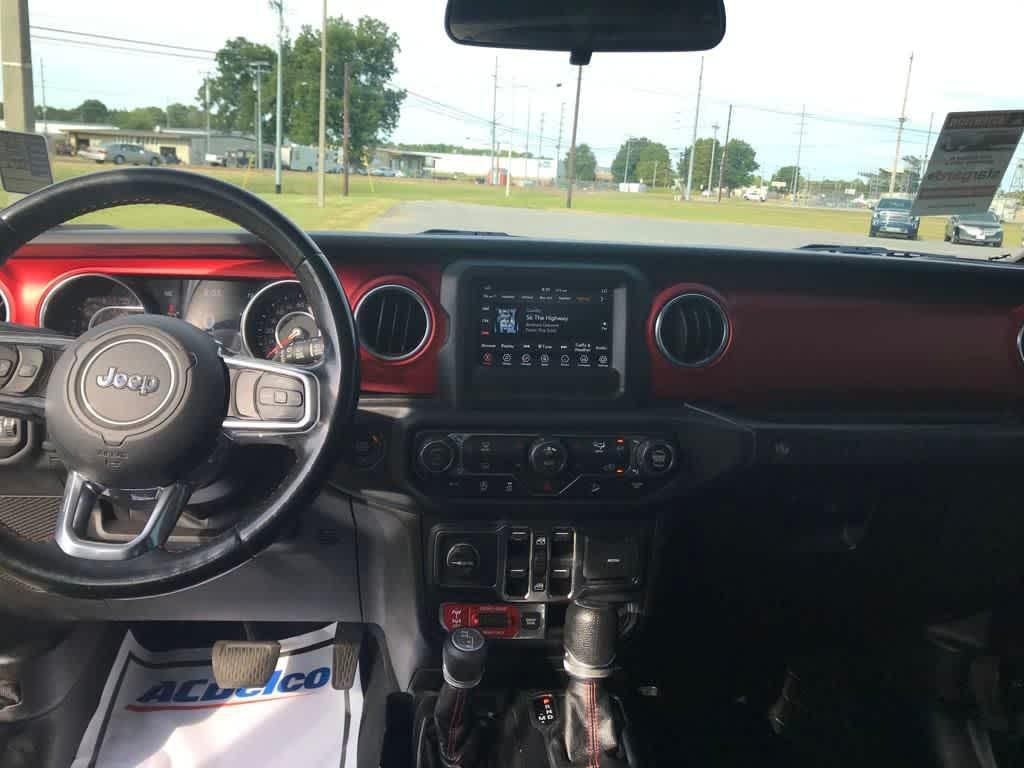 used 2018 Jeep Wrangler Unlimited car, priced at $26,250