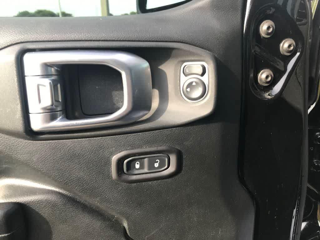used 2018 Jeep Wrangler Unlimited car, priced at $26,250