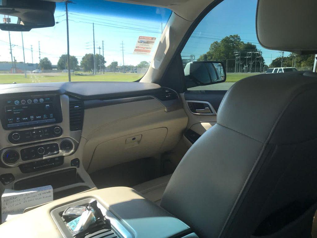 used 2019 GMC Yukon XL car, priced at $32,290