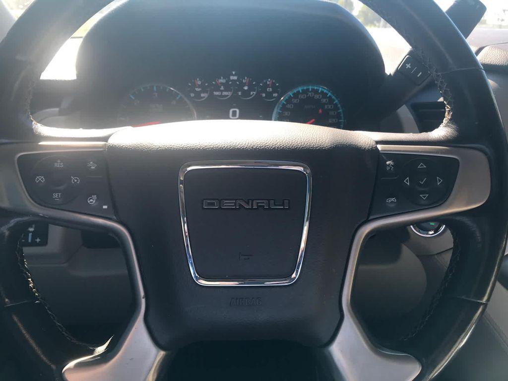 used 2019 GMC Yukon XL car, priced at $32,290