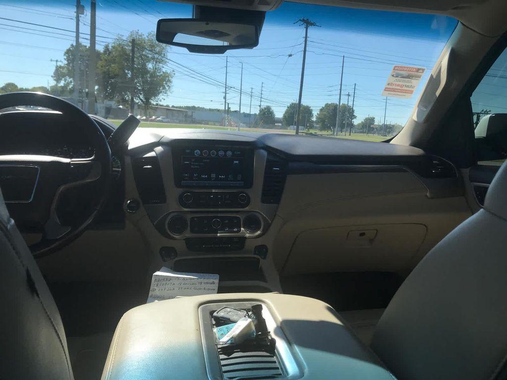 used 2019 GMC Yukon XL car, priced at $32,290