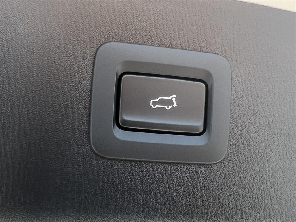 new 2025 Mazda CX-5 car, priced at $32,212