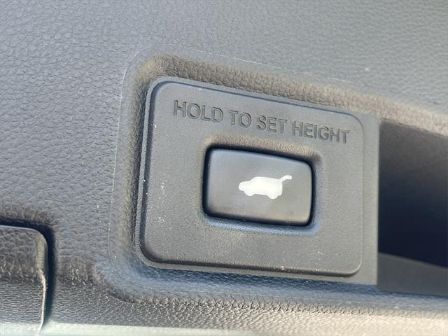 used 2020 Acura RDX car, priced at $27,995