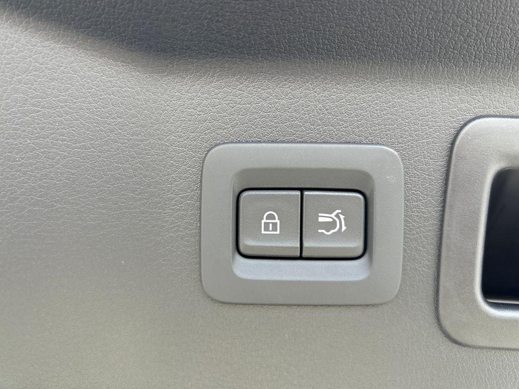 new 2026 Mazda CX-90 car, priced at $47,045