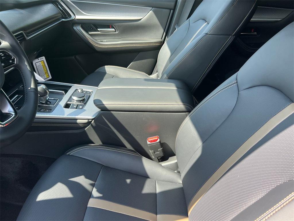 new 2025 Mazda CX-90 PHEV car, priced at $56,776