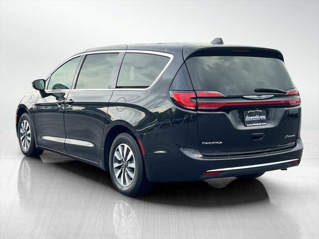 used 2022 Chrysler Pacifica Hybrid car, priced at $24,995