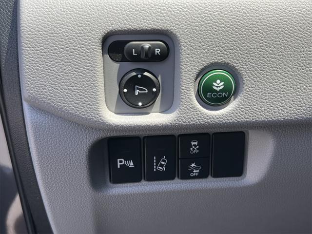 used 2018 Honda Pilot car, priced at $22,995