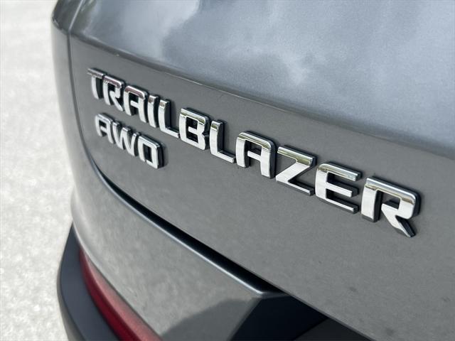 used 2025 Chevrolet TrailBlazer car, priced at $28,495