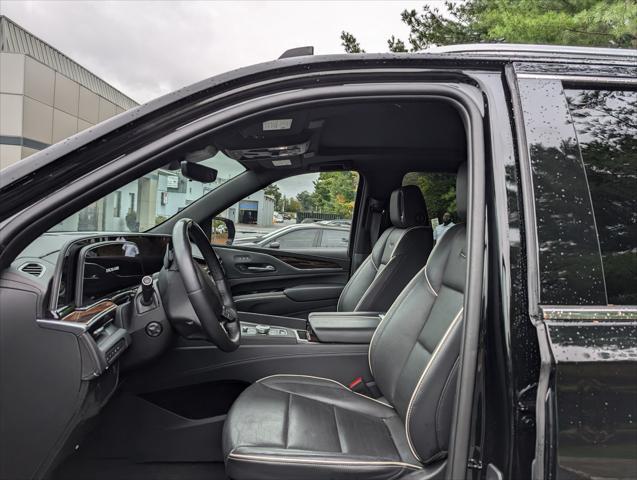 used 2023 Cadillac Escalade ESV car, priced at $74,995