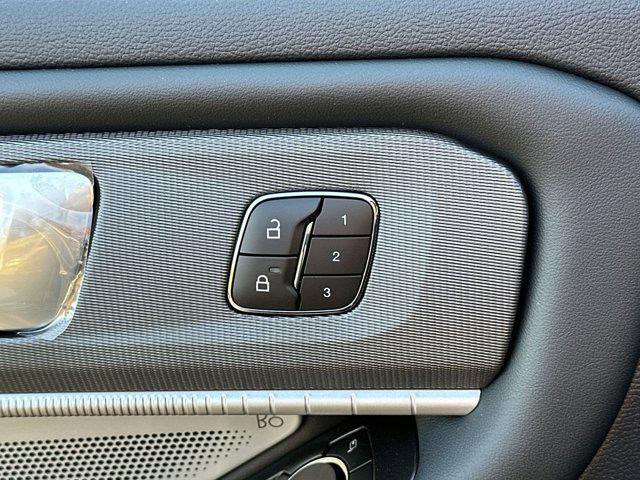 new 2025 Ford Explorer car, priced at $54,315